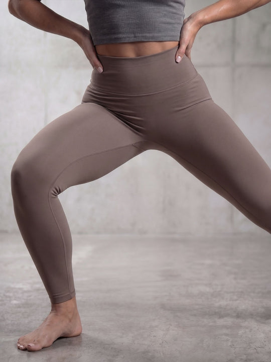 SilkForce™ Sculpt Legging - Cool Brown